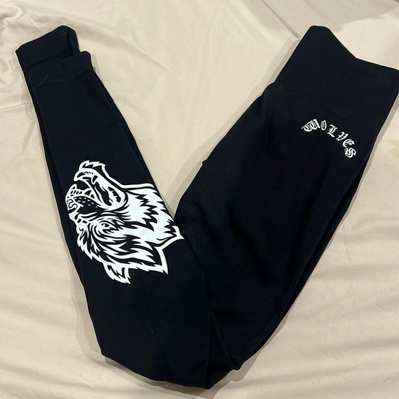 DarcSport Chopper “Everson Seamless” scrunch leggings in black - Picture 1 of 1